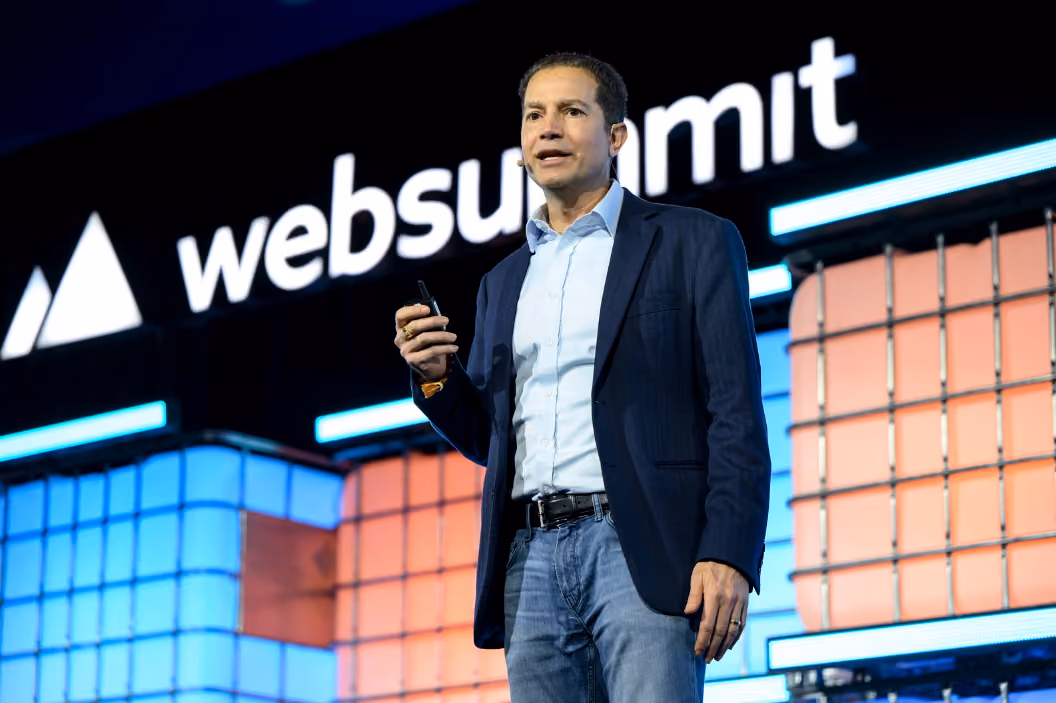 Your graph is your moat: Knowledge and context are the big AI unlock